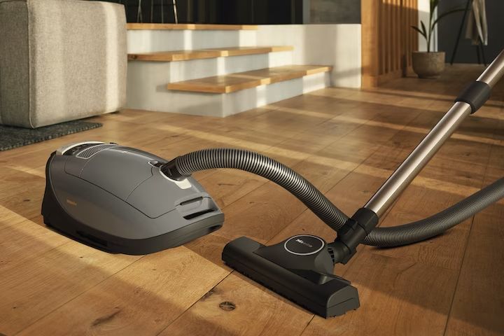 Miele Complete C3 Vacuum Cleaner