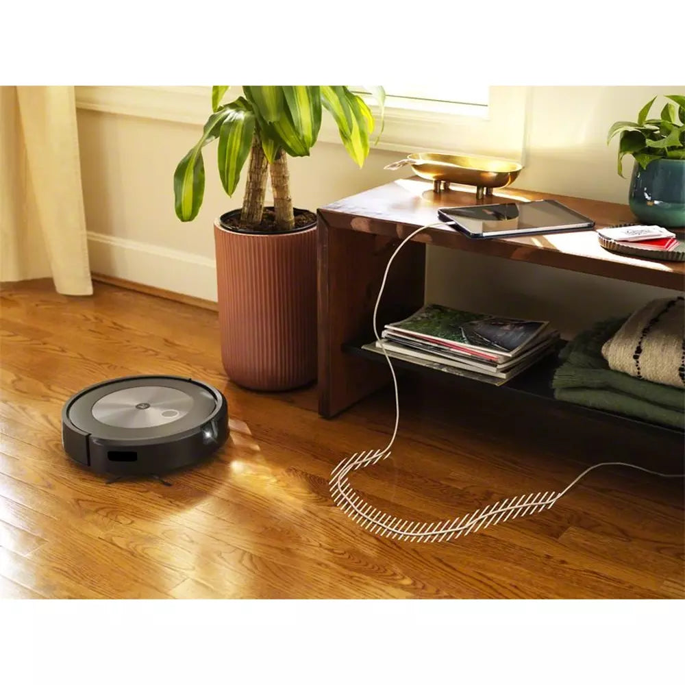 iRobot Wifi Connected Roomba j7 Robot Vacuum